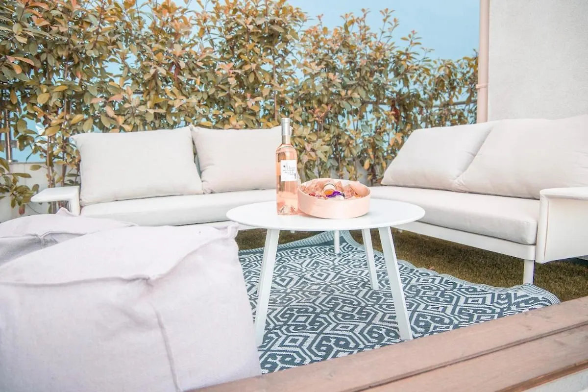 Porte De Monaco, Duplex Avec Terrasse Et Parking Roquebrune-Cap-Martin 0*,