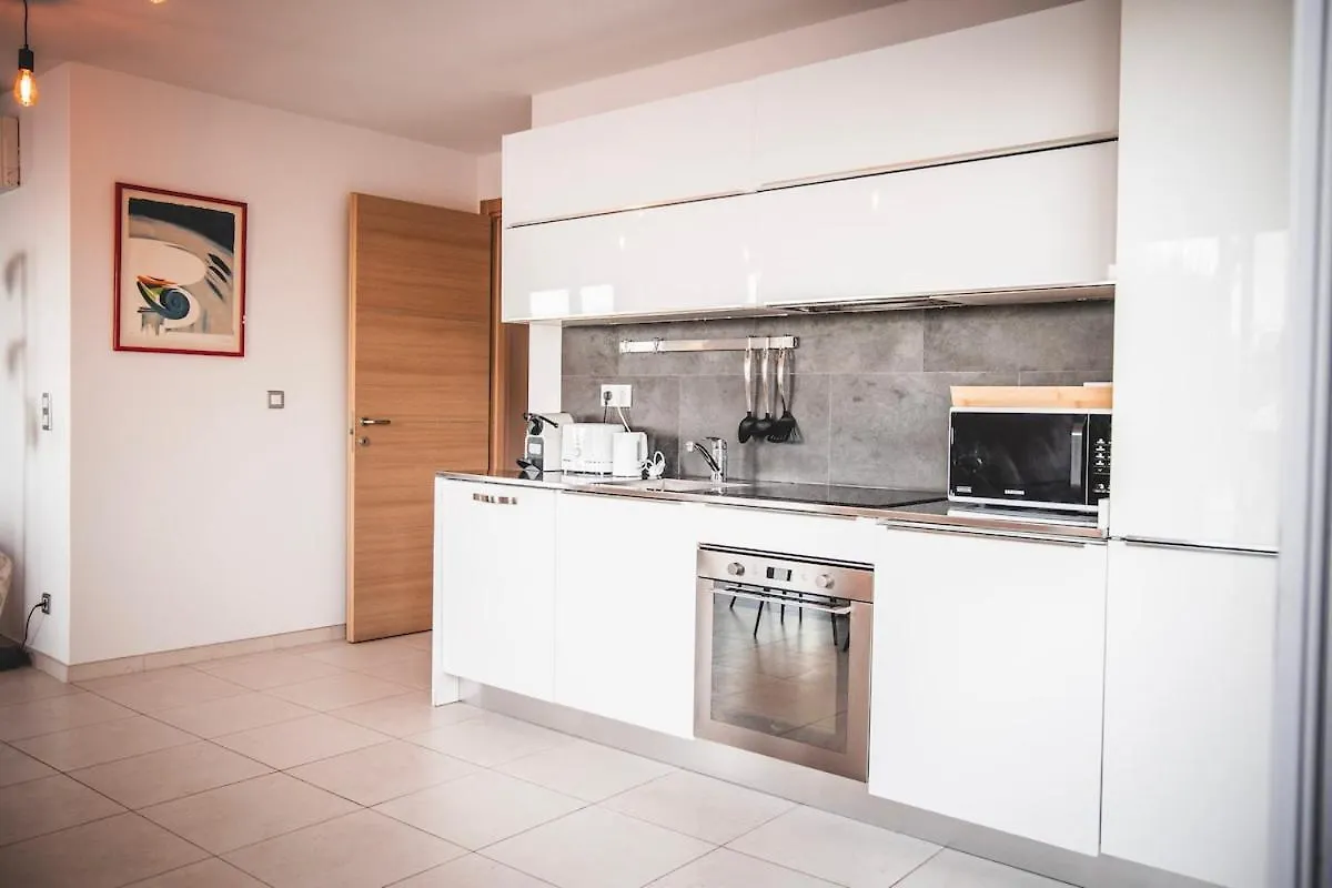 Lägenhet Porte De Monaco, Duplex Avec Terrasse Et Parking Roquebrune-Cap-Martin